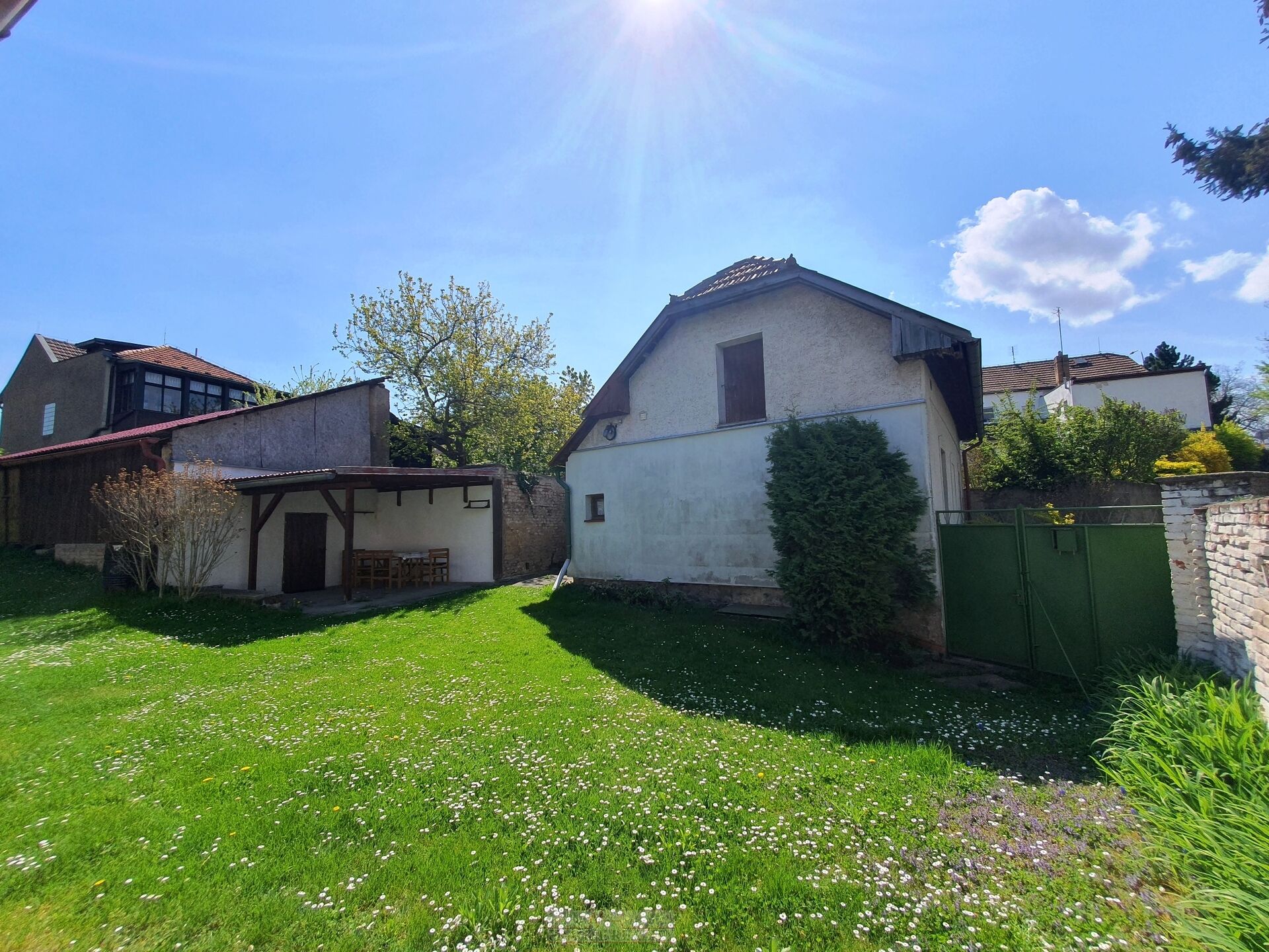 Výjimečná příležitost koupě RD s pozemkem 664m2 ve Zdibech - Veltěž