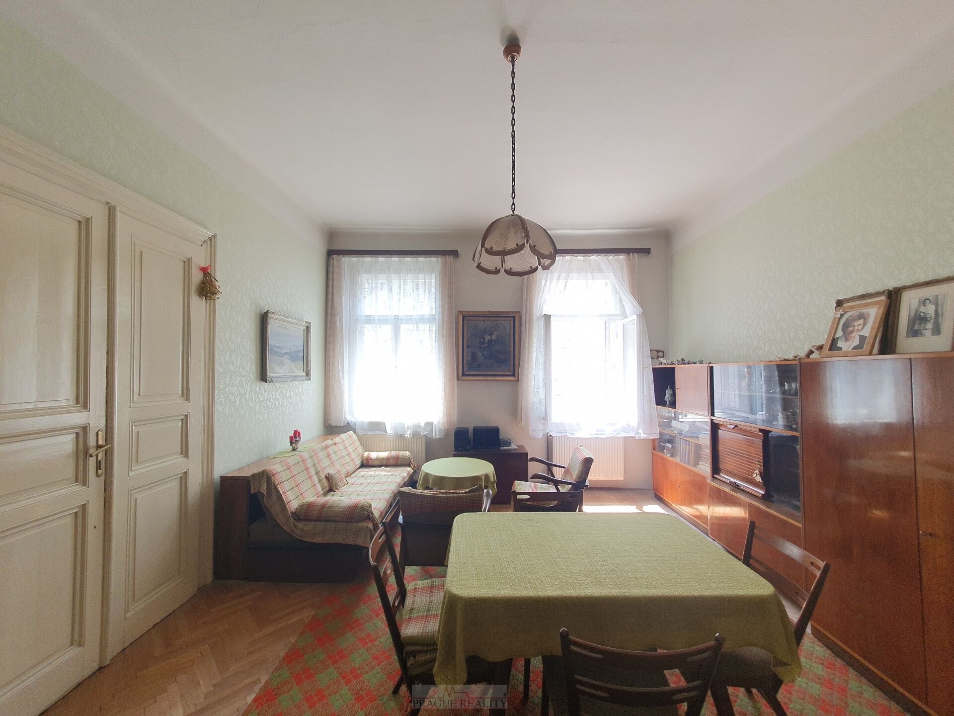 Vinohradský byt 2+1, 73m2, 3.patro s výtahem, P2 Rumunská