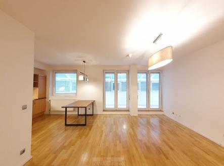 Pronájem bytu, 2+kk, 80 m²