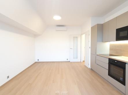 Pronájem bytu, 2+kk, 50 m²