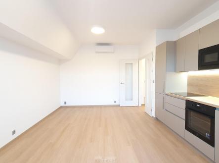 Pronájem bytu, 2+kk, 50 m²
