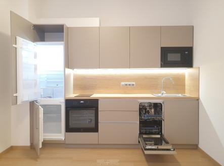 Pronájem bytu, 1+kk, 27 m²