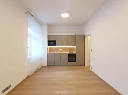 Pronájem bytu, 1+kk, 29 m²