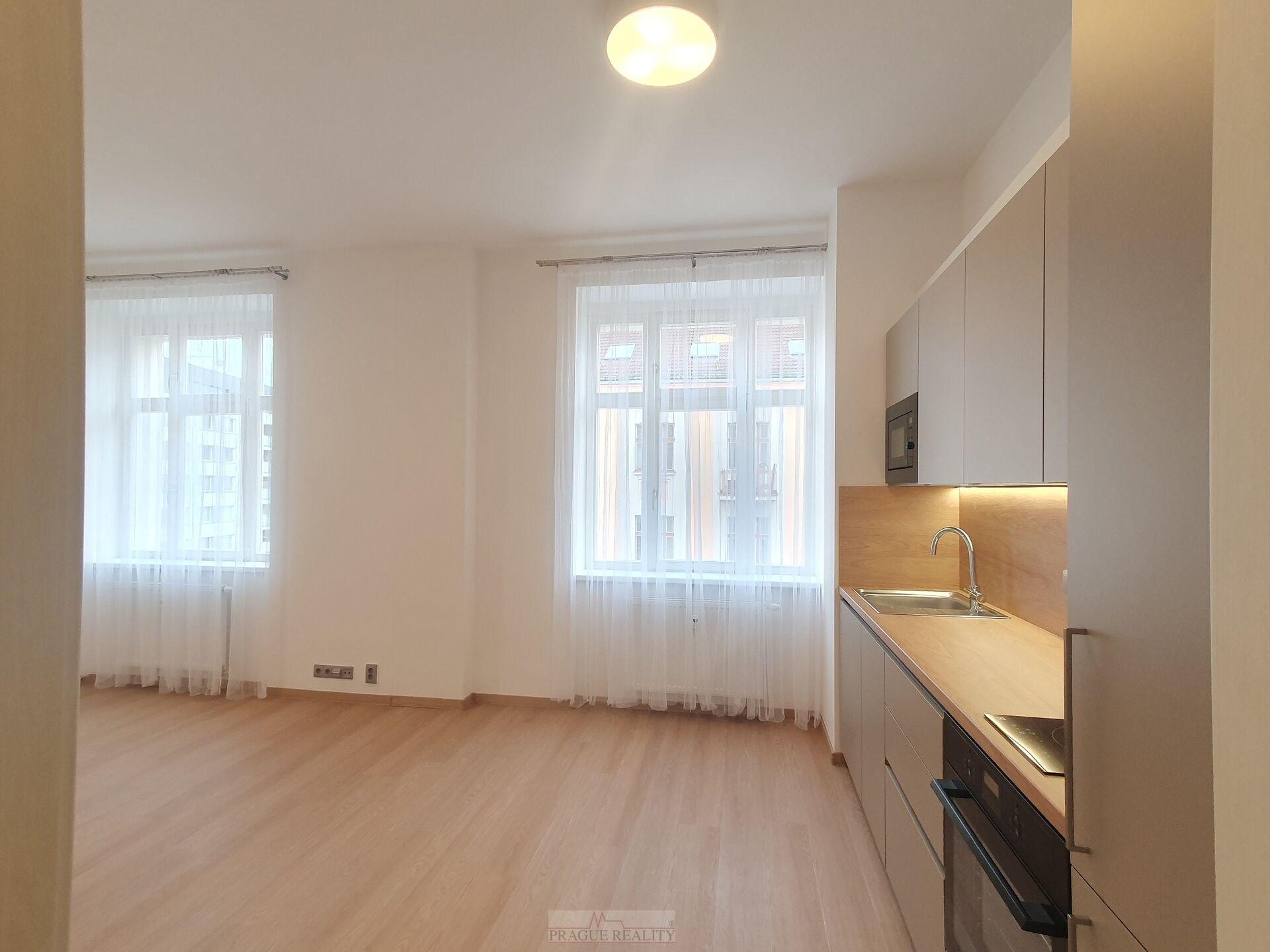 Zcela nové byty v rezidenci Ostromečská 8 - 1+kk - 30m2 - ev.č.3.5.