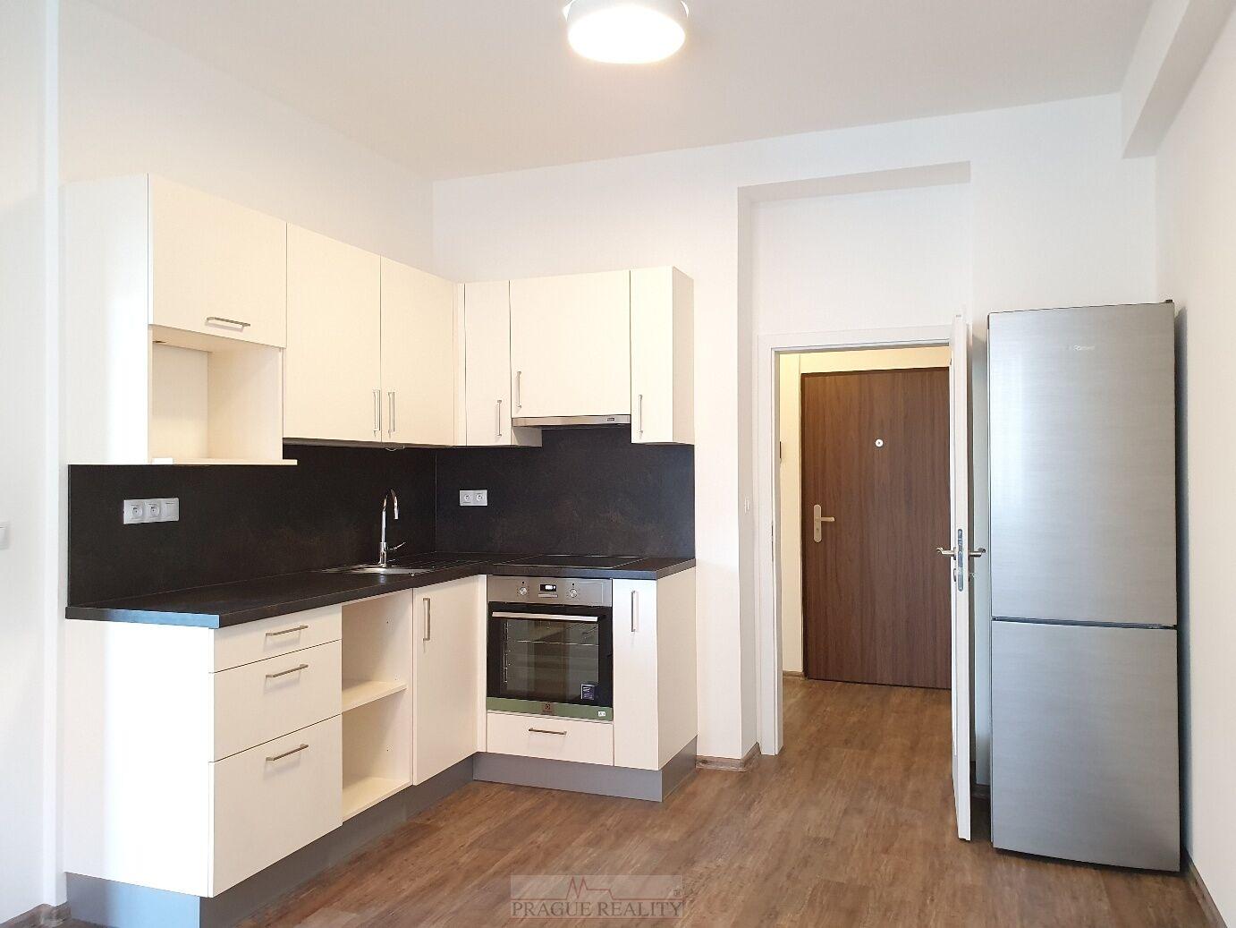 Nadstandardní byt 2+kk s balkonem, po kompletní rekonstrukci, P3 Jeseniova x Ambrožova