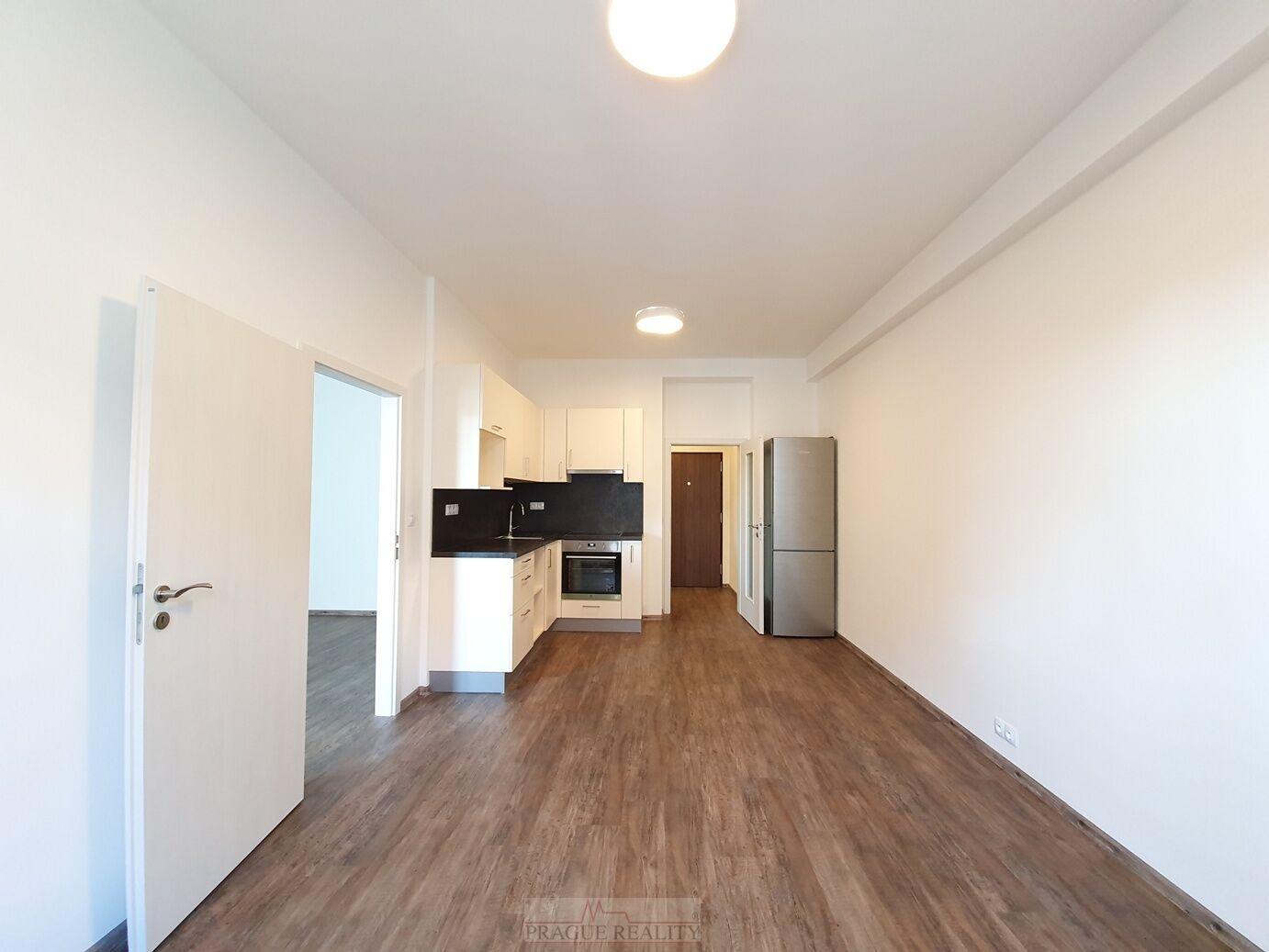 Nadstandardní byt 2+kk s balkonem, po kompletní rekonstrukci, P3 Jeseniova x Ambrožova