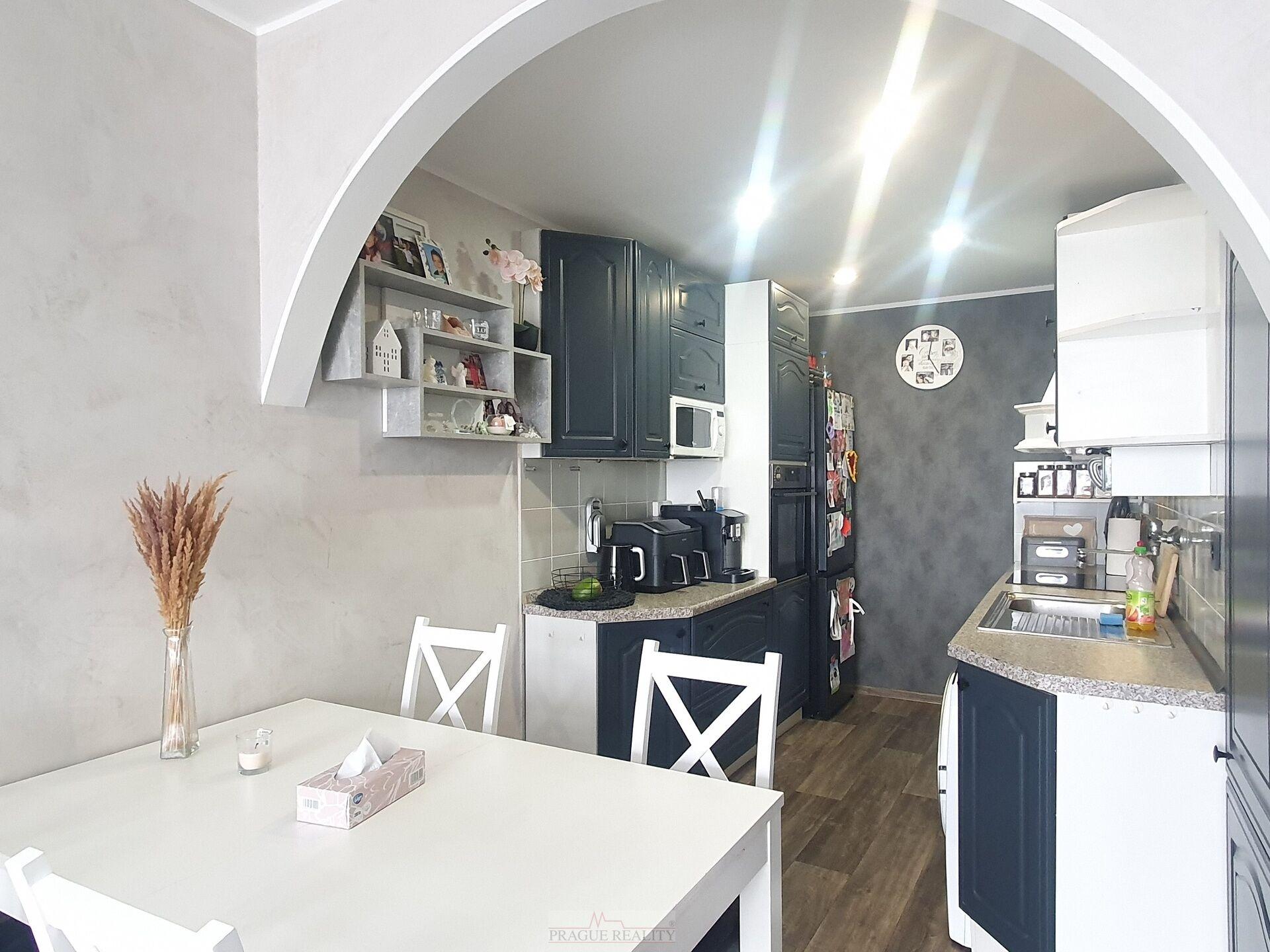 Moderní 3+kk/L ve 4.patře s výtahem, Vlašim, ul. Prokopova