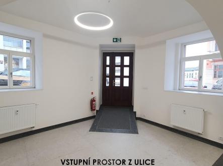 Pronájem - kanceláře, 225 m²