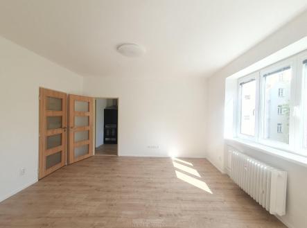 Pronájem bytu, 2+1, 57 m²