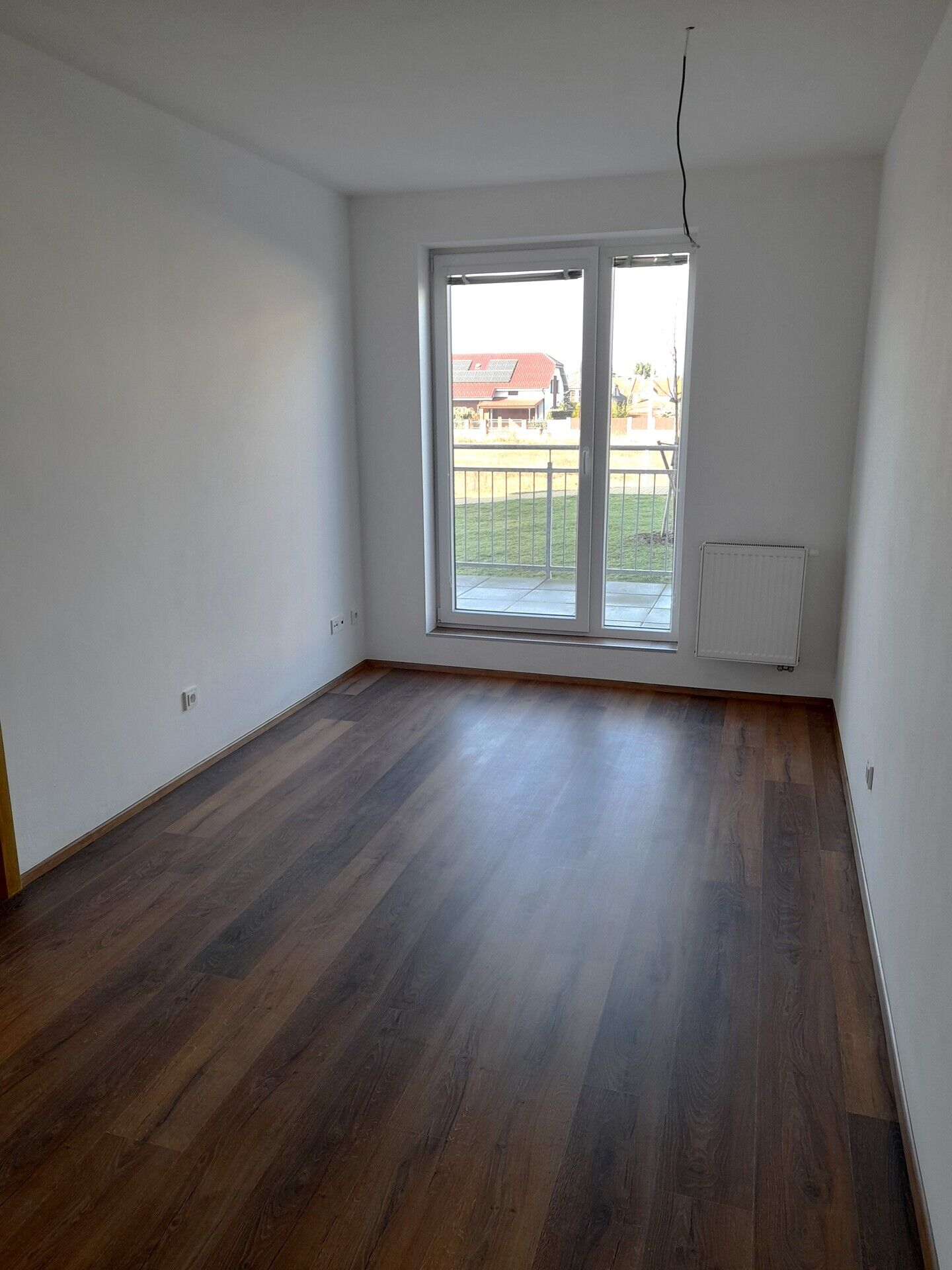 Prodej hezkého nového bytu 2+kk, 46 m2, s terasou 14 m2 v širším centru Poděbrad, okr. Nymburk