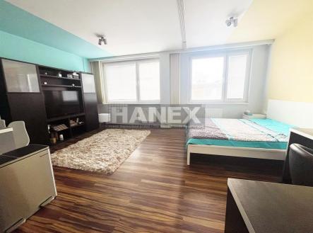 . | Prodej bytu, 1+kk, 43 m²