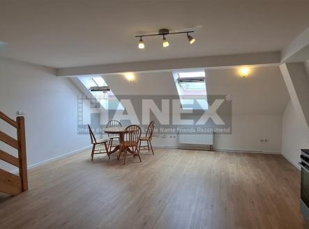 Pronájem bytu, 4+kk, 112 m² obrázek