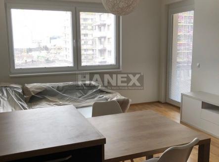 . | Pronájem bytu, 2+kk, 55 m²