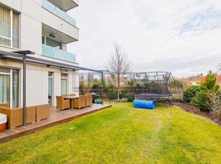 . | Pronájem bytu, 3+kk, 99 m²