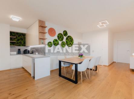 . | Pronájem bytu, 4+kk, 96 m²