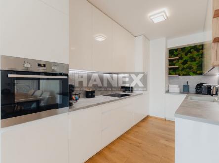 . | Pronájem bytu, 4+kk, 96 m²