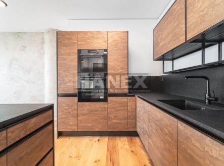 . | Pronájem bytu, 3+kk, 120 m²