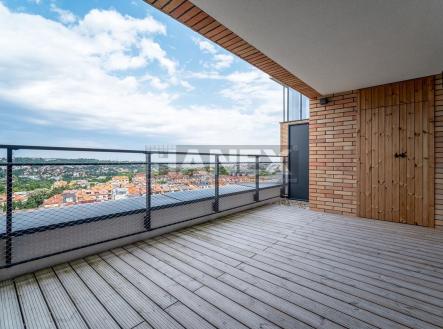 . | Pronájem bytu, 3+kk, 120 m²