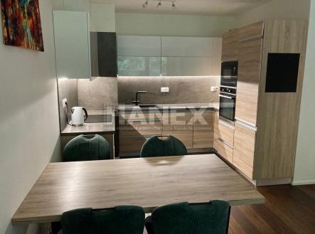 . | Pronájem bytu, 2+kk, 54 m²