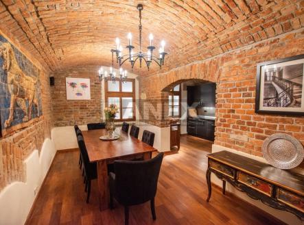 . | Pronájem bytu, 4+1, 160 m²