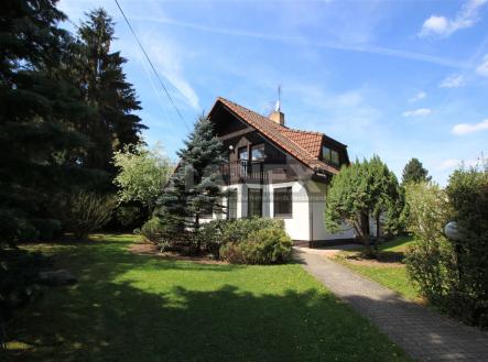 . | Prodej - dům/vila, 240 m²