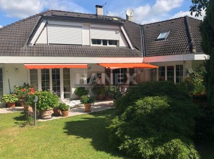 . | Prodej - dům/vila, 365 m²