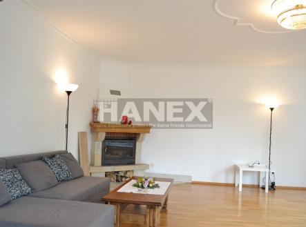 . | Pronájem - dům/vila, 240 m²