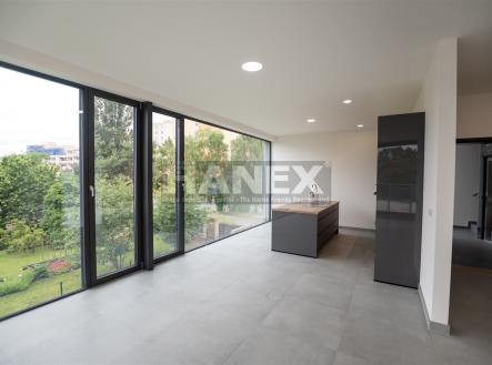 . | Prodej bytu, 5+kk, 310 m²