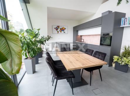 . | Prodej bytu, 5+kk, 186 m²