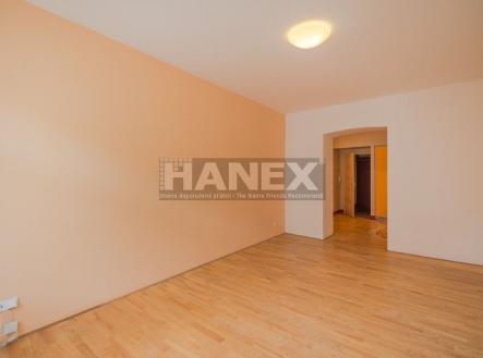 . | Pronájem bytu, 1+kk, 38 m²