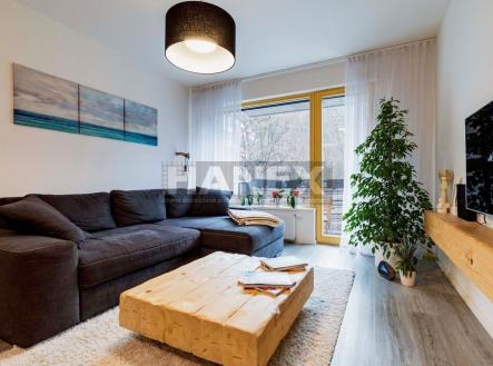 . | Pronájem bytu, 3+kk, 76 m²