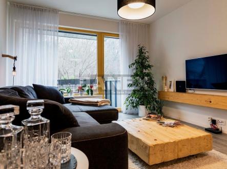 . | Pronájem bytu, 3+kk, 76 m²