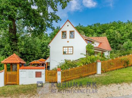 foto: 2 | Prodej - dům/vila, 255 m²