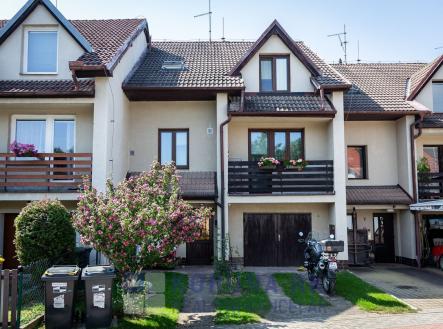 foto: 1 | Prodej - dům/vila, 196 m²