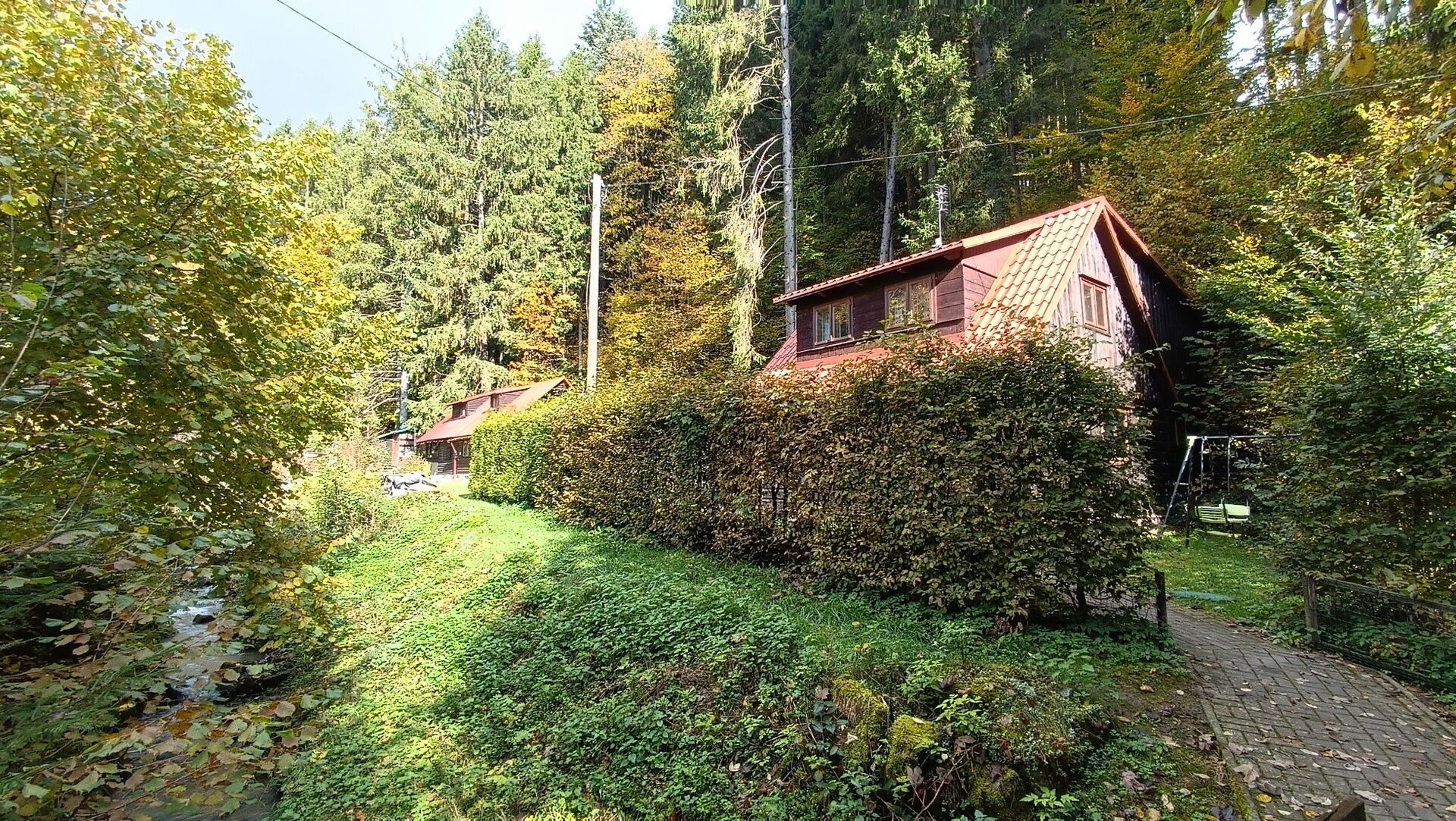 Prodej roubeného domu/celoroční rekreační chalupy  5+1, 112m2,  Velké Karlovice, Jezerné.