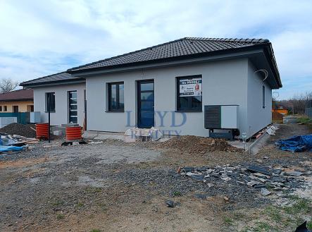 6465f540-2054-4ade-a6dd-8a3a07426260.jpg | Prodej - dům/vila, 94 m²