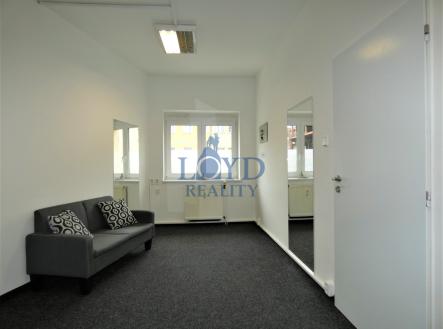 p1020515.jpg | Pronájem - obchodní prostor, 22 m²