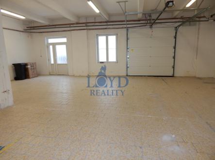 dscn3162.jpg | Pronájem - skladovací prostor, 320 m²