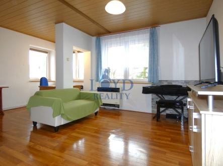 obývací pokoj | Prodej bytu, 2+1, 56 m²