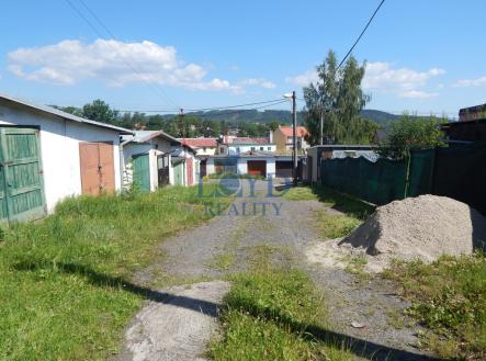 dscn4099.jpg | Prodej - malý objekt/garáž