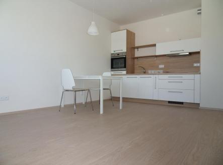 Křepelčí 1+kk pokoj s kk.jpg | Pronájem bytu, 1+kk, 32 m²