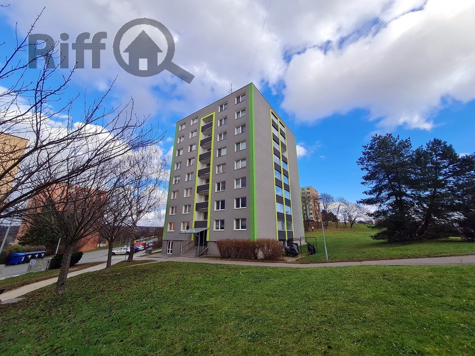 1 Pronájem OV 2+1 Bystrc Opálkova - pohled na dům