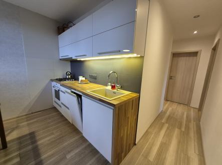 1 kuchyně | Pronájem bytu, 2+1, 65 m²