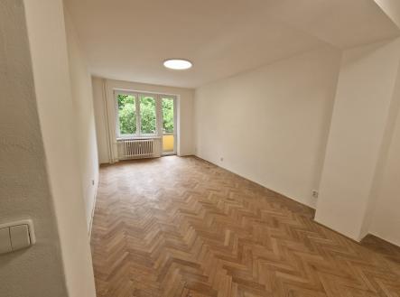 b | Prodej bytu, 2+1, 53 m²