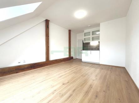 foto: 2 | Pronájem bytu, 1+kk, 27 m²