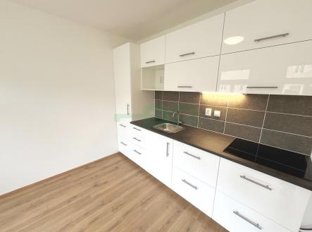 foto: 1 | Pronájem bytu, 1+kk, 36 m²