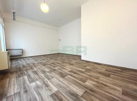 foto: 4 | Pronájem - obchodní prostor, 34 m²