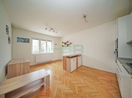 foto: 1 | Pronájem bytu, 1+kk, 27 m²