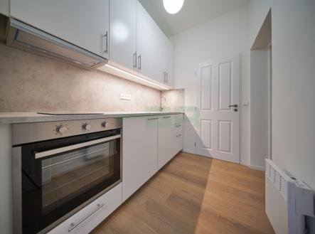 foto: 1 | Pronájem bytu, 1+1, 32 m²