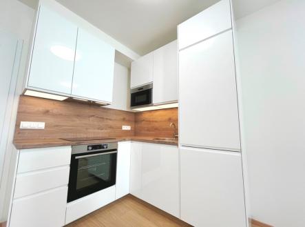 foto: 1 | Pronájem bytu, 1+kk, 29 m²